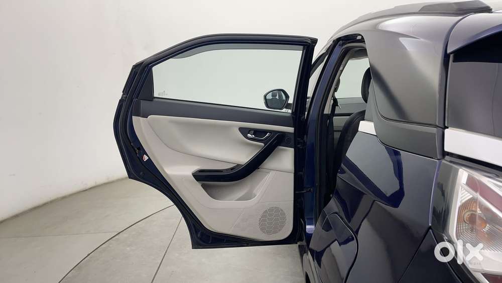Tata Nexon Xz Plus Luxs, 2023, Petrol