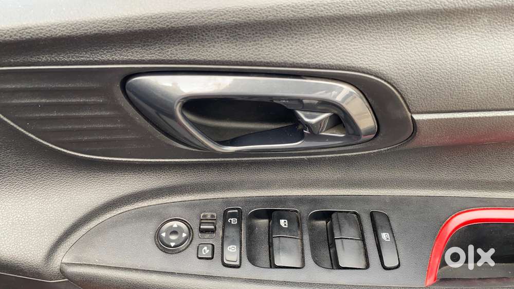 Hyundai New I20 1.2 Asta Mt Dual Tone, 2022, Petrol