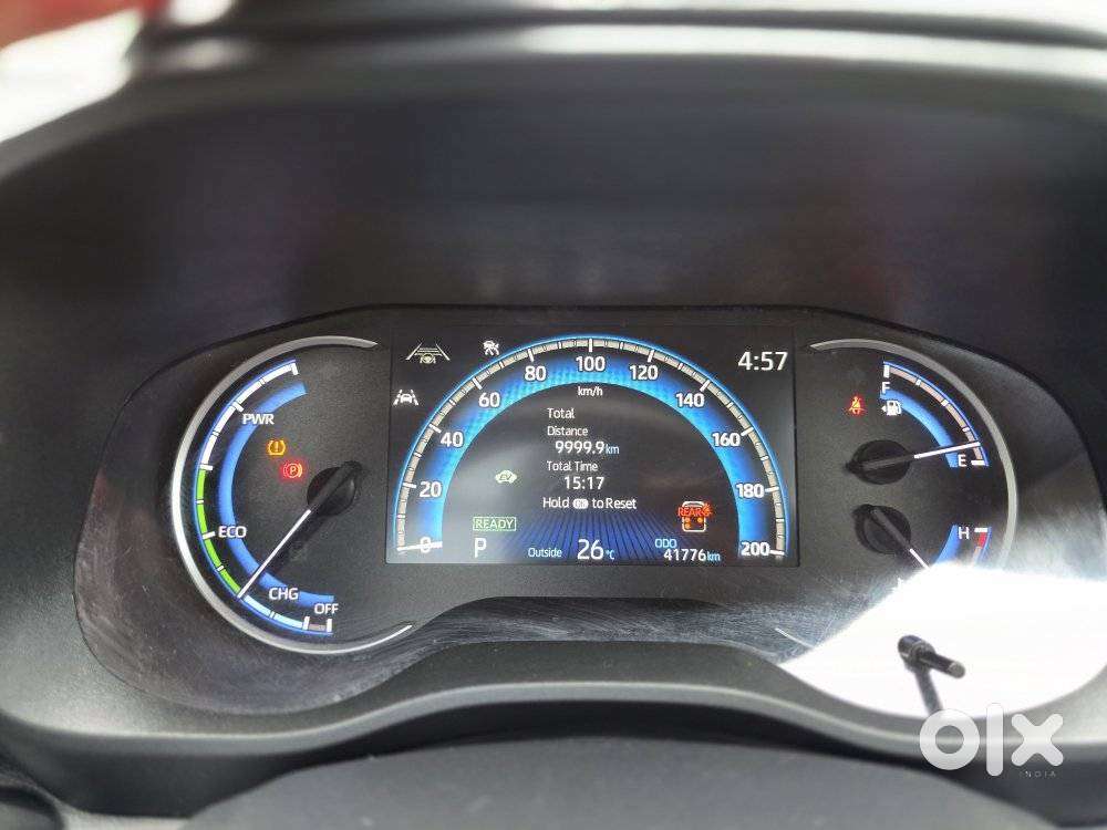 Toyota Innova Hycross 2.0 Zx (o) Hybrid 7 Str, 2023, Petrol