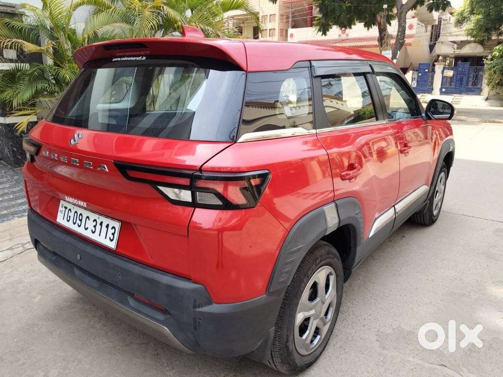 Maruti Suzuki Brezza 1.5 Lxi Smart Hybrid, 2024, Petrol