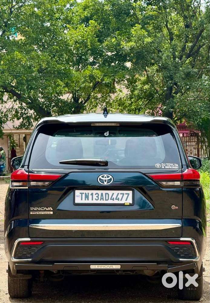 Toyota Innova Hycross 2.0 Gx 8 Str, 2024, Petrol