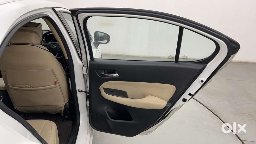 Honda City I-vtec V, 2022, Petrol