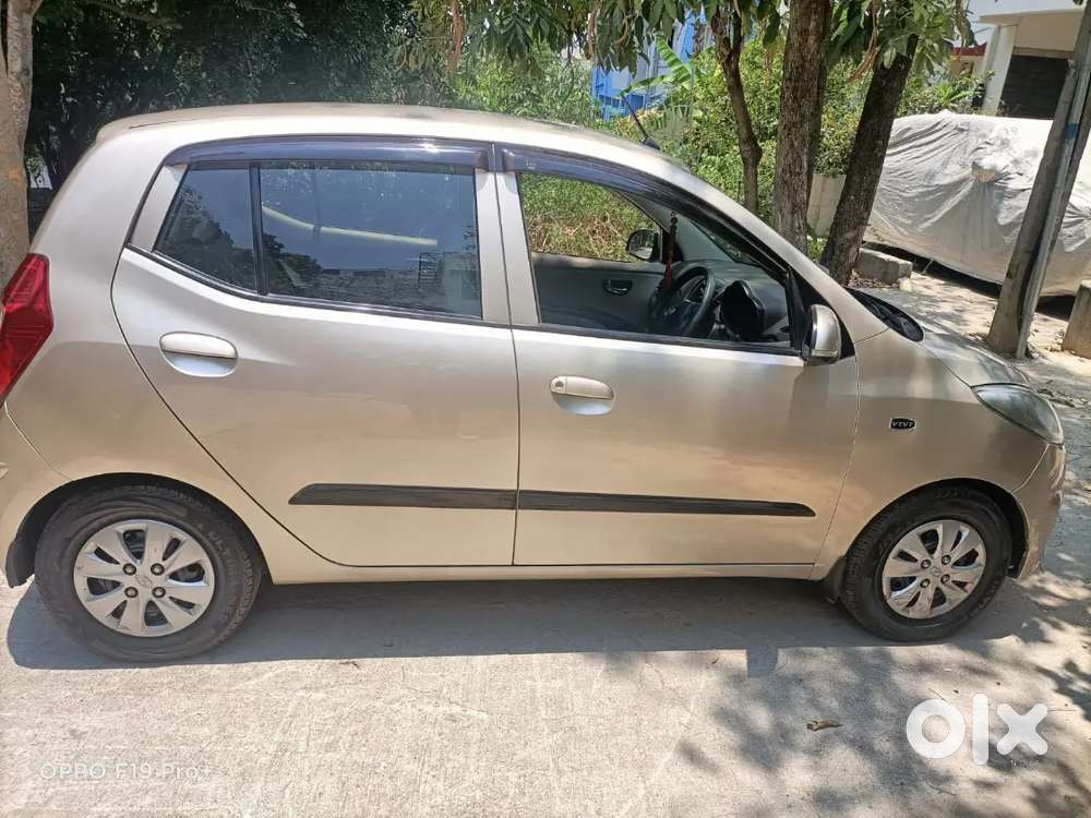I.1 I10 Magna 96000 Km Next Rent Condition Showroom Maintenance