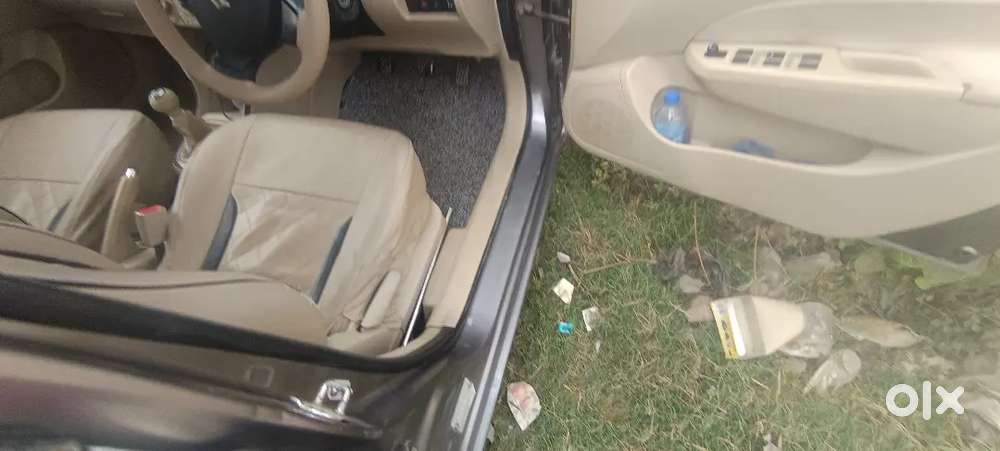 Maruti Suzuki Swift Dzire 2013 Diesel 81700 Km Driven