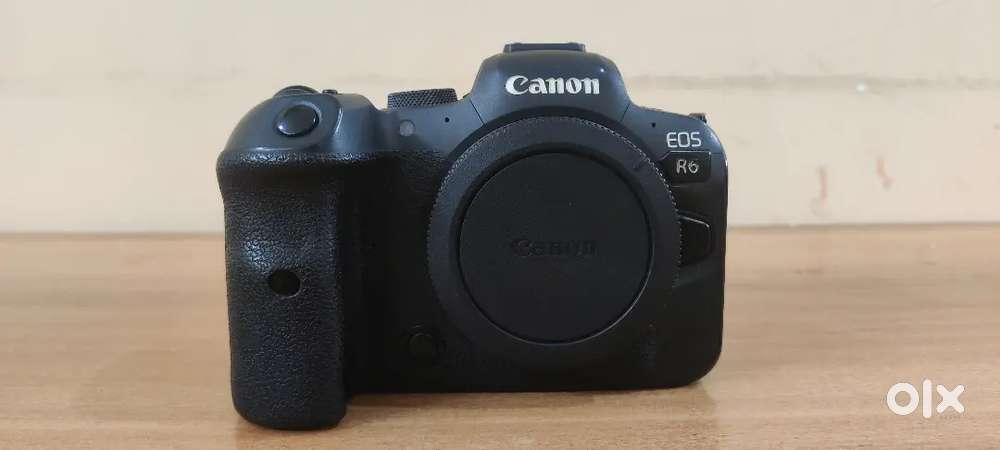 canon EOS R6 camera