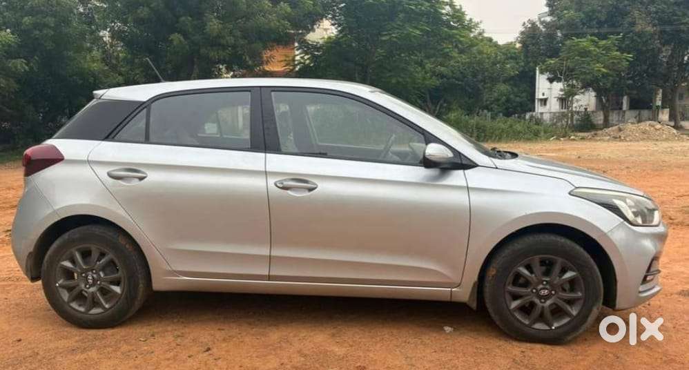 Hyundai I20 Sportz 1.2 Vtvt, 2020, Petrol