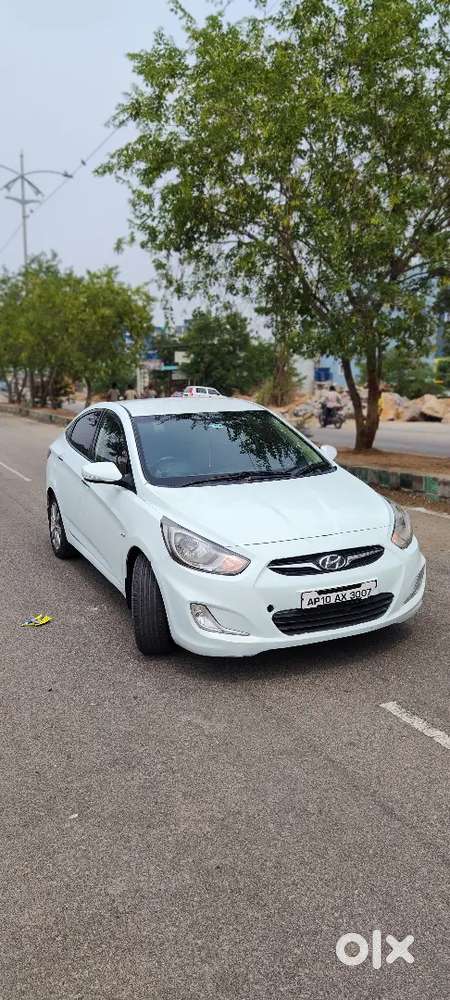 Hyundai Verna Fludic Sx Optional Diesel
