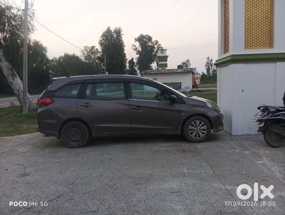 Honda Mobilio Diesel 2015