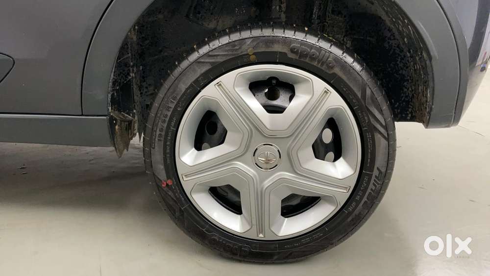 Tata Nexon 1.2 Revotron Xt Plus, 2019, Petrol