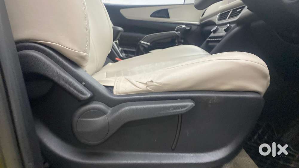 Mahindra Xuv700 2.2 Ax 5 Diesel Mt Str, 2022, Diesel