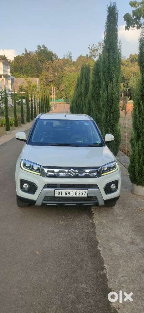 Maruti Suzuki Brezza Zxi Plus At, 2021, Petrol