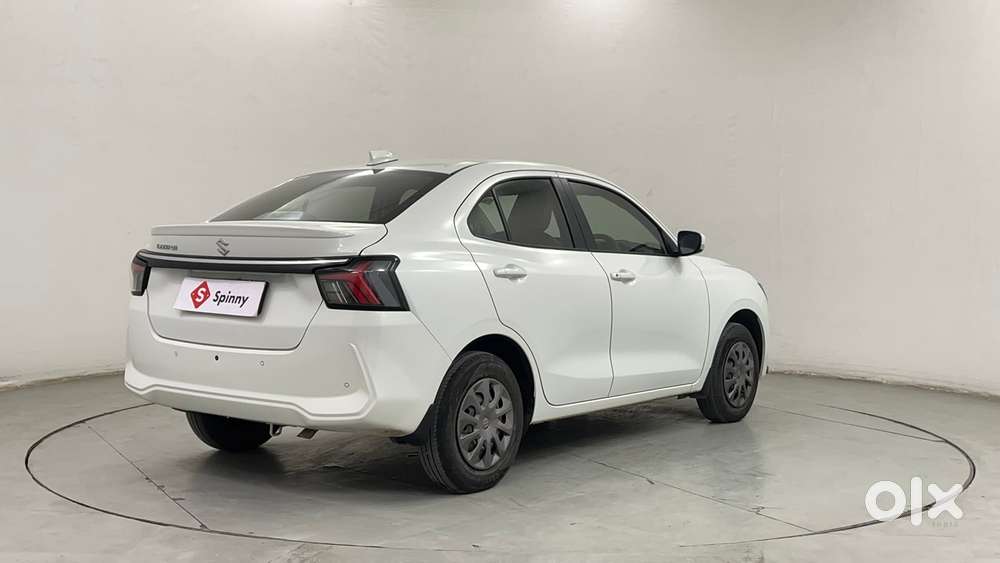 Maruti Suzuki Dzire 1.2 Vxi Cng, 2025, Cng & Hybrids