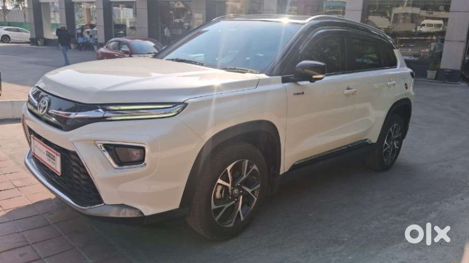 Toyota Urban Cruiser Hyryder 1.5 V Hybrid, 2025, Petrol