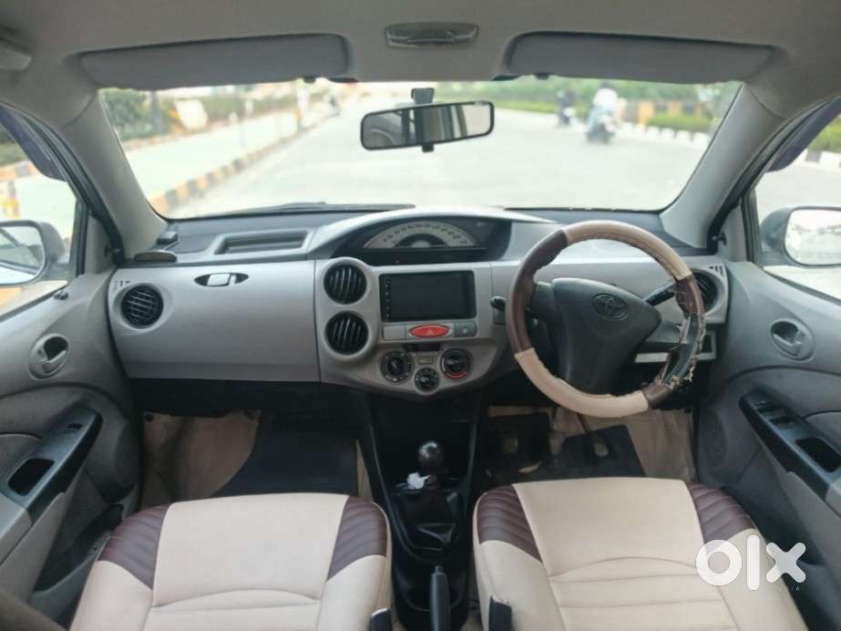 Toyota Etios 2010-2012 G, 2011, Petrol