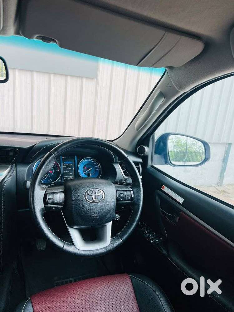 Toyota Fortuner Leader Edition (at), 2025, Diesel