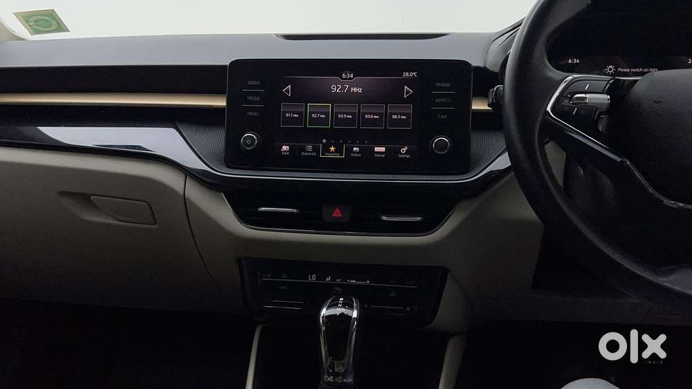 Skoda Slavia Style 1.5l Tsi Dsg, 2022, Petrol