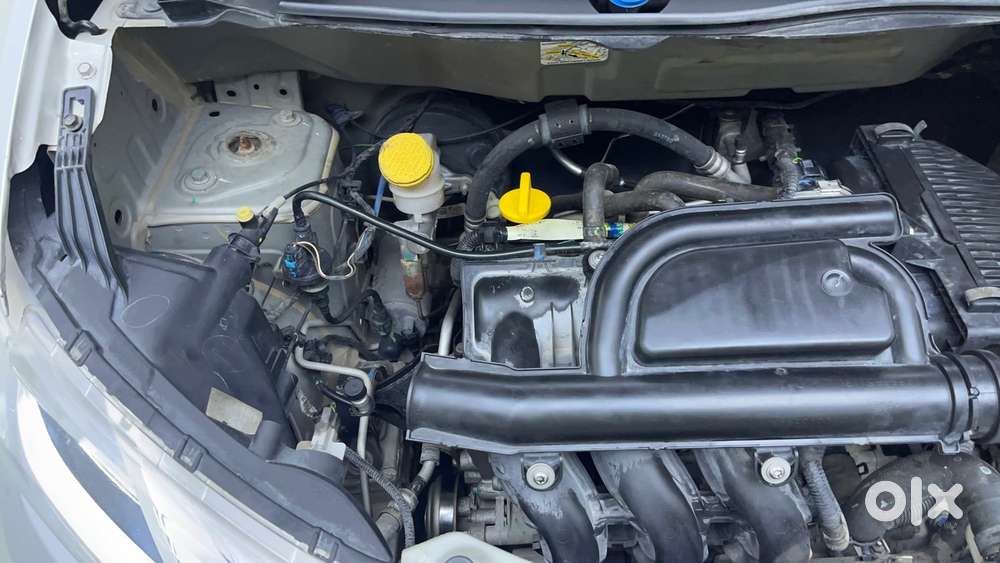 Datsun Redigo T Option, 2016, Petrol