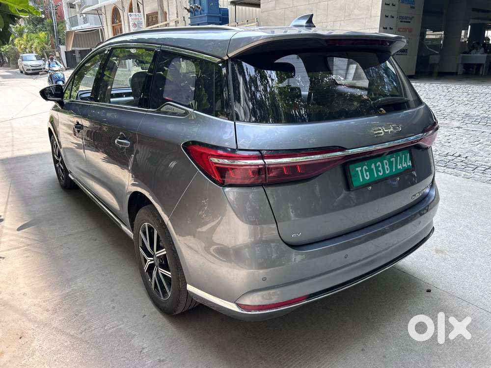 Byd Emax 7 Superior 6 Str, 2025, Electric