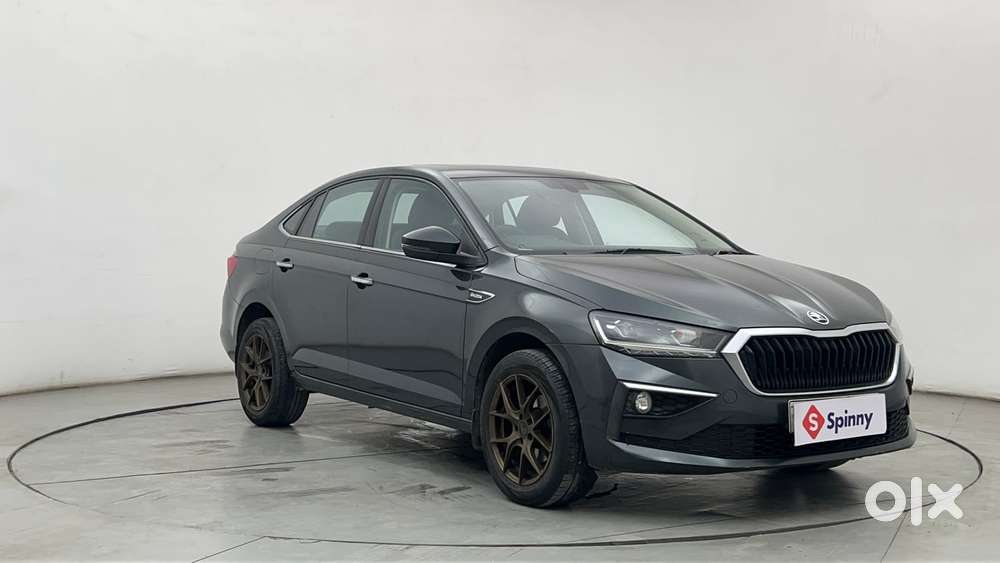 Skoda Slavia Style 1.0l Tsi Mt, 2022, Petrol