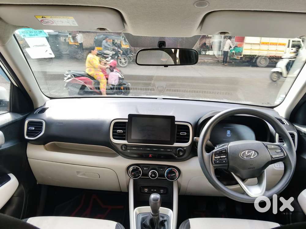 Hyundai Venue S 1.2 Petrol, 2022, Petrol