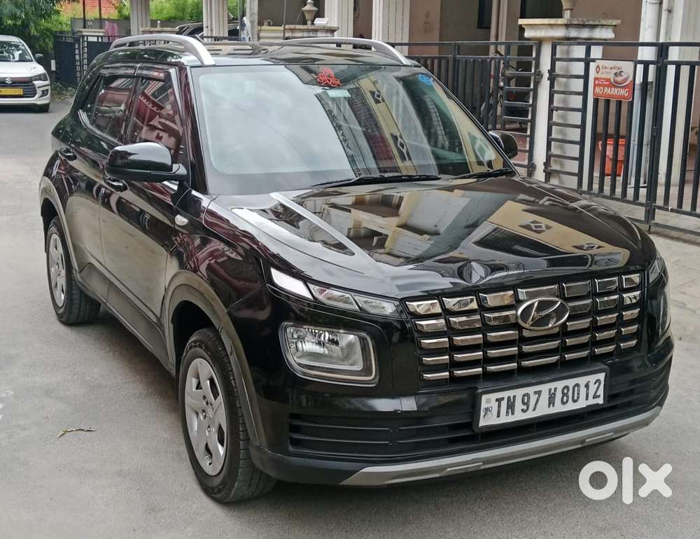 Hyundai Venue S, 2022, Petrol