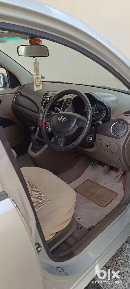 Hyundai I10 2012 Petrol 65000 Km Driven