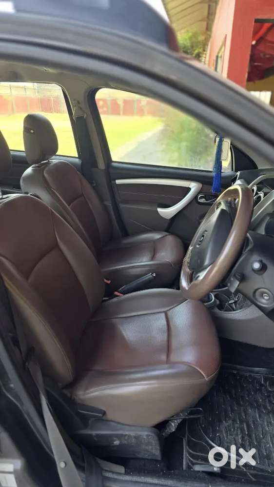 Renault Duster 2018 Diesel 90000 Km Driven