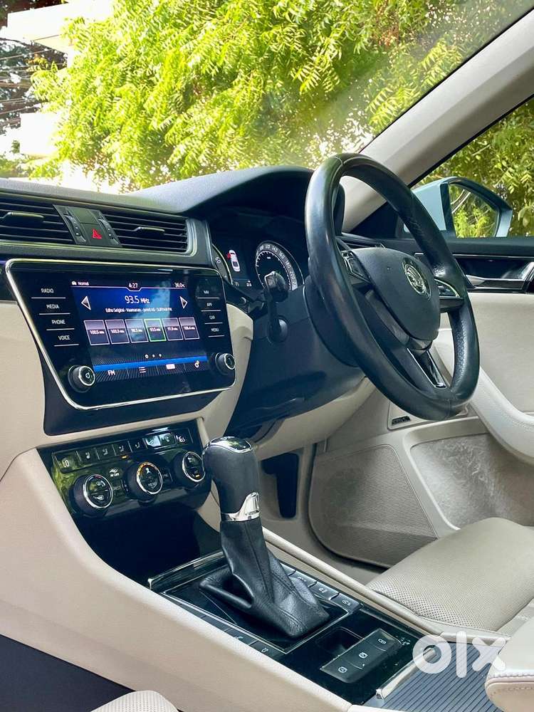 Skoda Superb 2.0 L&k Tsi At, 2020, Petrol