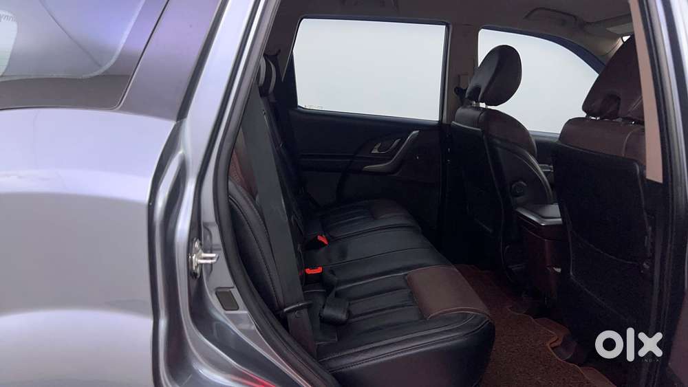 Mahindra Xuv500 W8, 2015, Diesel