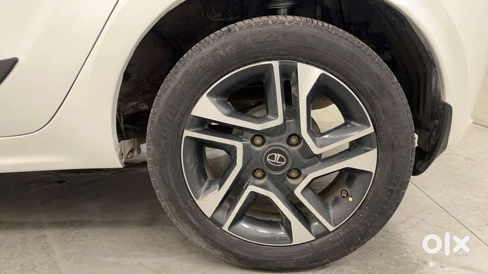 Tata Tiago 1.2 Revotron Xz Plus, 2020, Petrol
