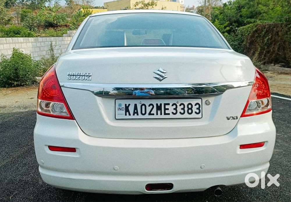 Maruti Suzuki Swift Dzire Vxi, 2010, Petrol