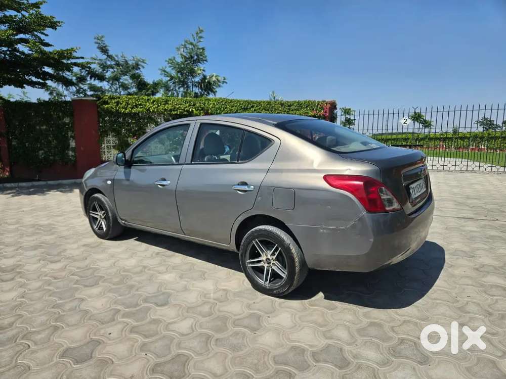 Sunny Nissan 2013 Rej 2014