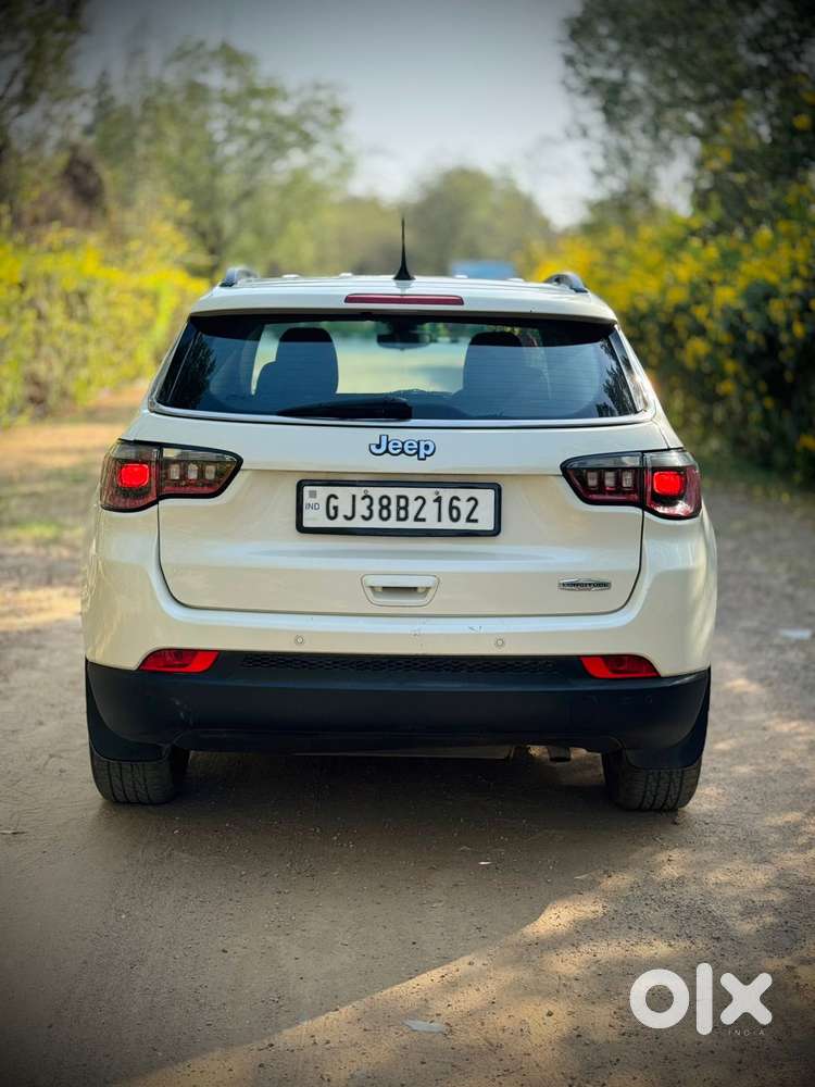 Jeep Compass 2.0 Longitude Option, 2017, Diesel