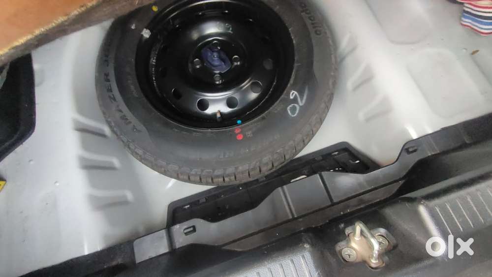Maruti Suzuki Dzire 1.2 Vxi, 2024, Petrol