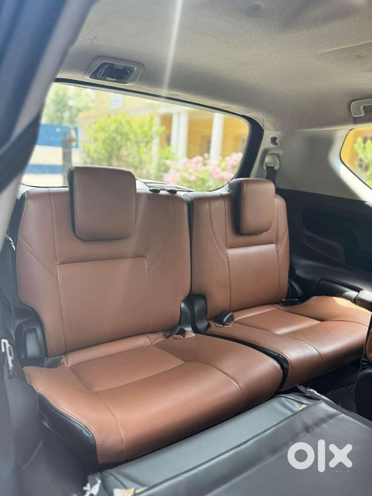 Toyota Innova Crysta [2020-ongoing] 2.4 Gx 7 Str, 2019, Diesel