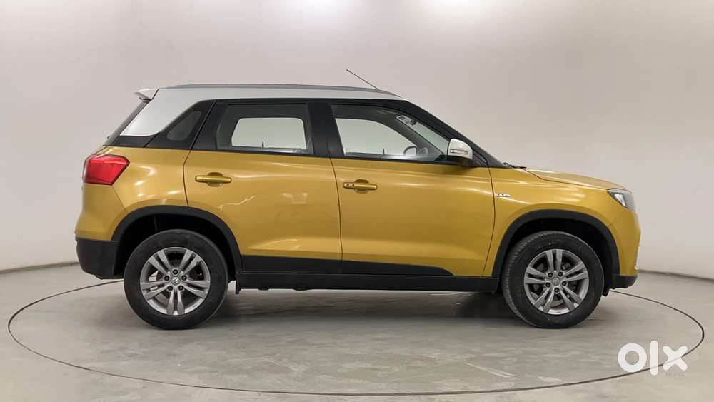 Maruti Suzuki Vitara Brezza Zdi Plus Dual Tone, 2016, Diesel