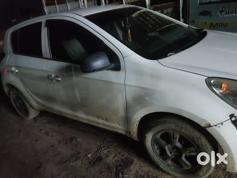 Hyundai I20 2014 Petrol 50000 Km Driven