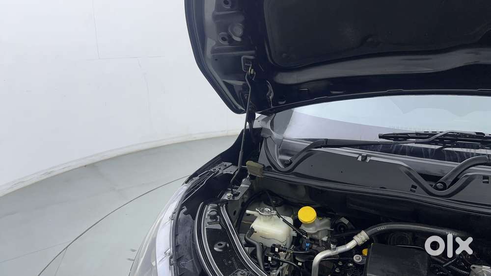 Nissan Magnite 1.0 Xv, 2023, Petrol