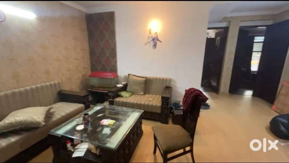 BHK Flat for rent in CHHATTARPUR main road For Rent: Houses