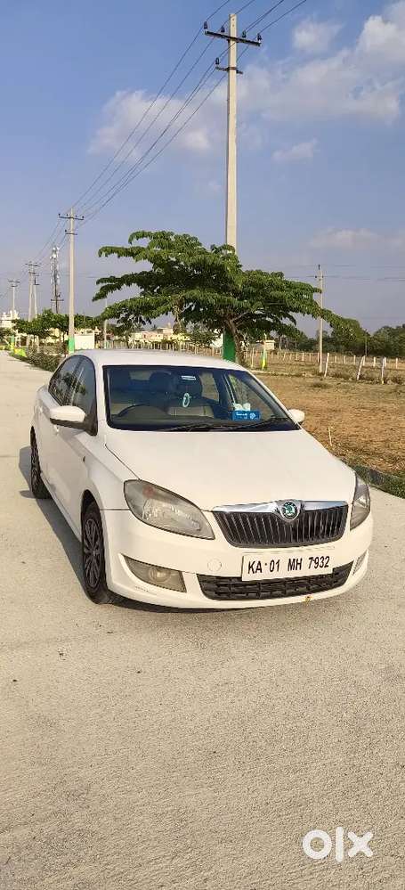 Skoda Rapid Ambition 2012 Diesel Manual Fc Runing 2nd Owner