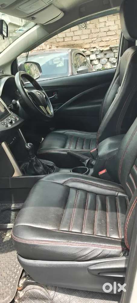 Toyota Innova Crysta 2019 Maxi Cab