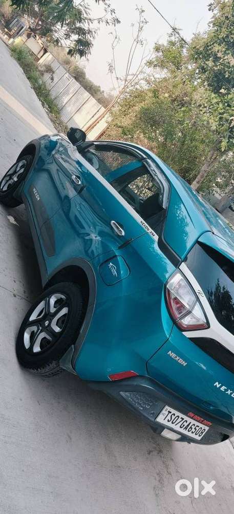 Tata Nexon 1.2 Revotron Xm (s), 2018, Petrol
