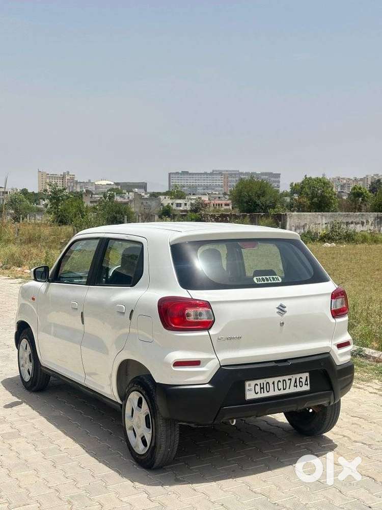Maruti Suzuki S-presso Vxi At, 2021, Petrol