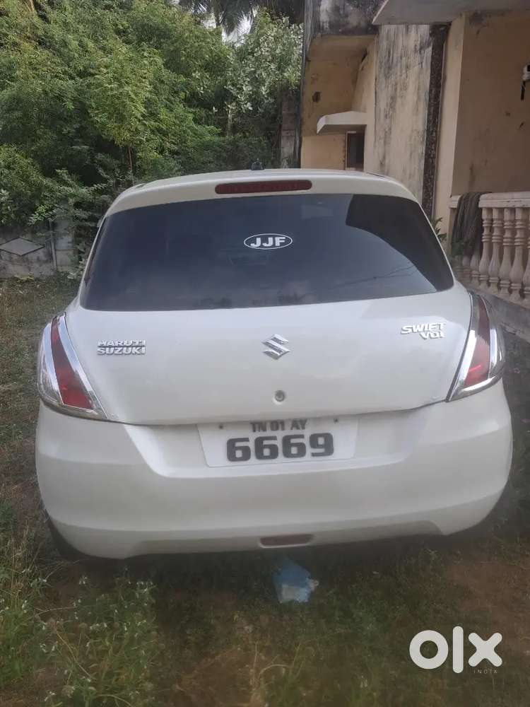 Maruti Suzuki Swift 2015