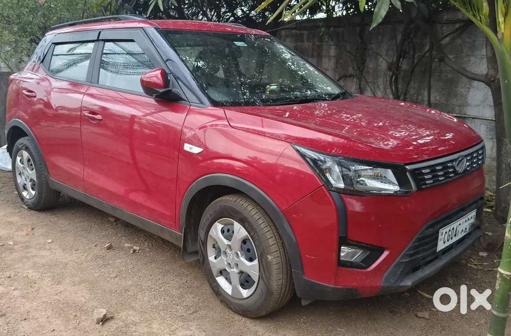 Mahindra Xuv300 (2023)