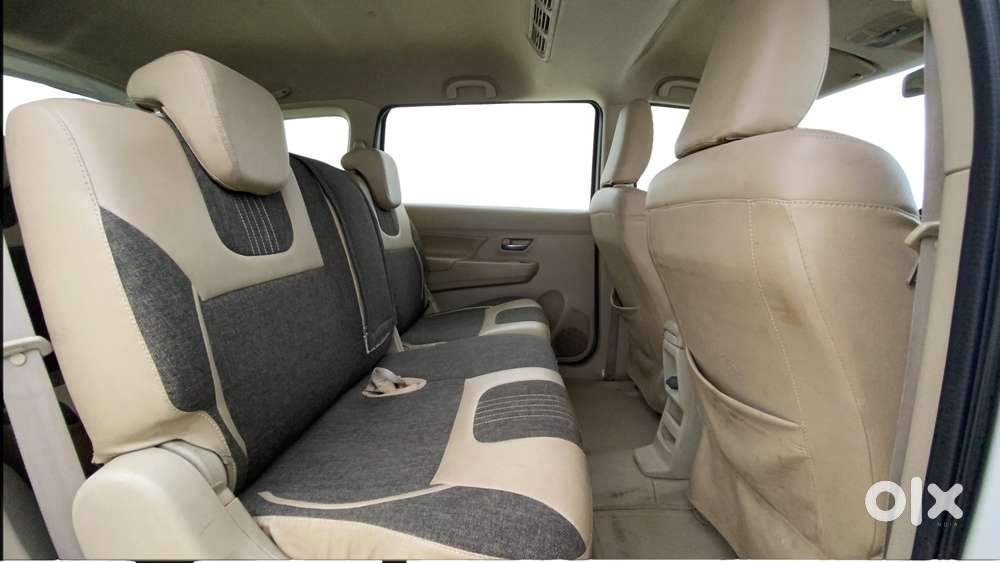 Maruti Suzuki Ertiga Zxi At Petrol, 2019, Petrol