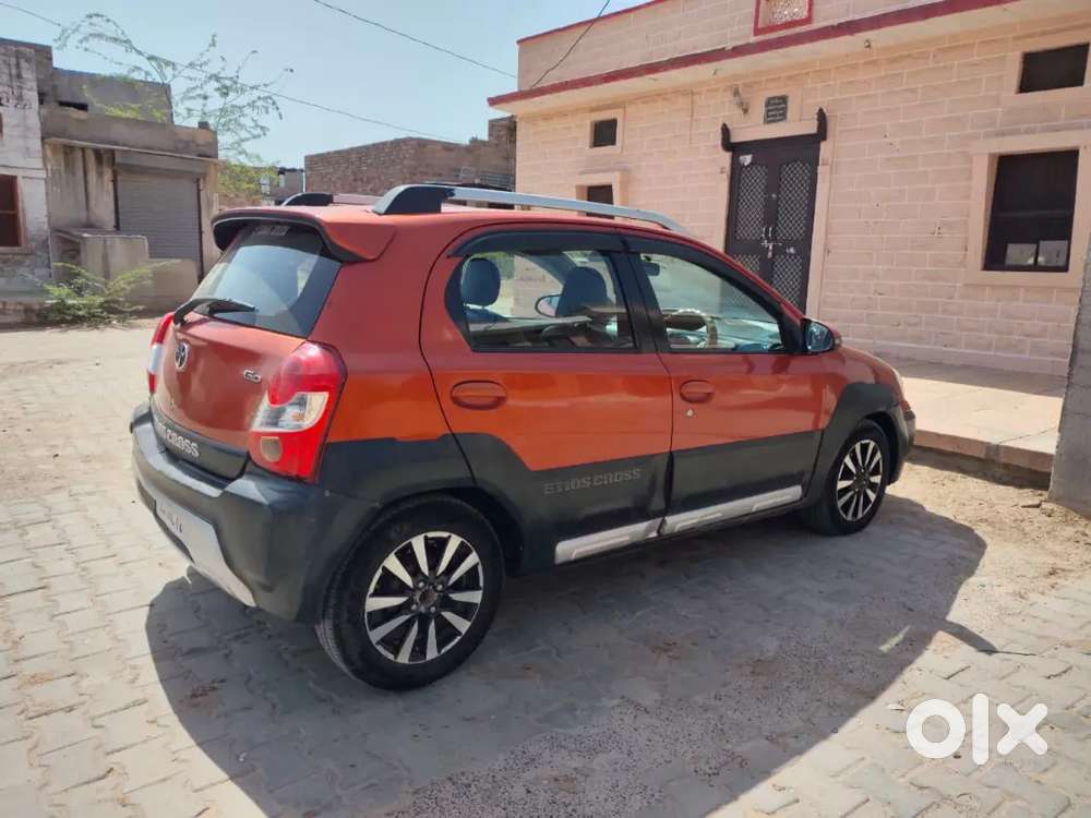 Toyota Etios Cross 2014 Diesel 165000 Km Driven