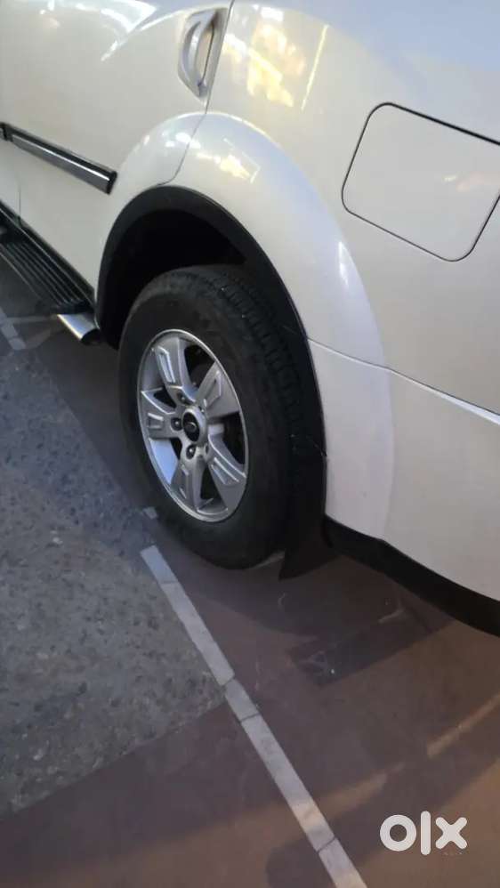 Mahindra Xuv500 2014  A1 Condition  2nd Owner  New Tyres