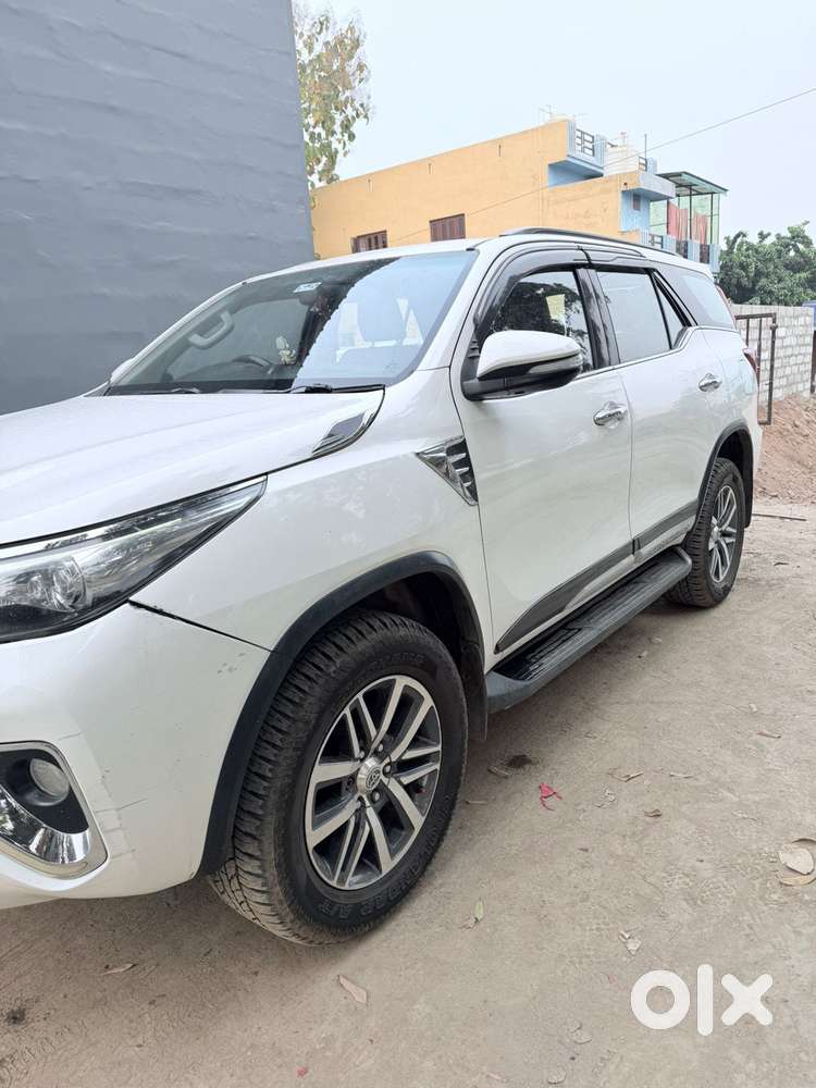 Toyota Fortuner 3.0 4x4 Manual, 2017, Diesel