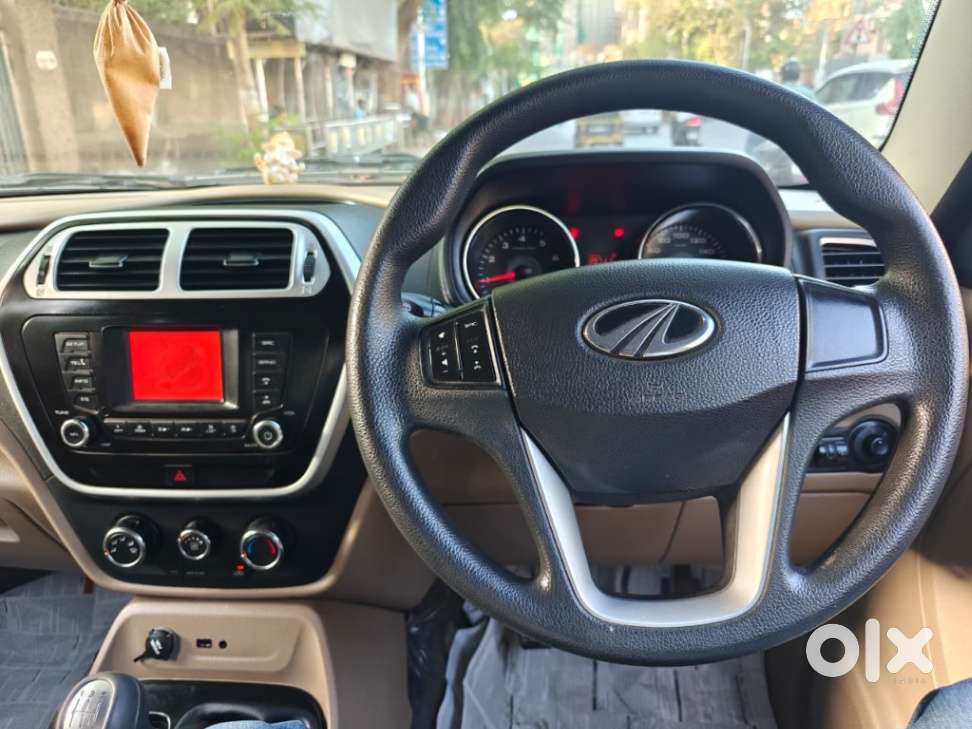 Mahindra Tuv 300 T8, 2016, Diesel